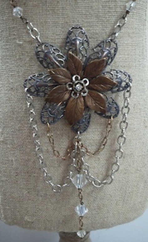 Galllery Wrap Necklace
